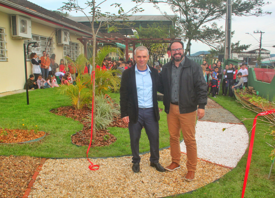 TESC Inaugura Jardim Sensorial - Escola Annes Gualberto