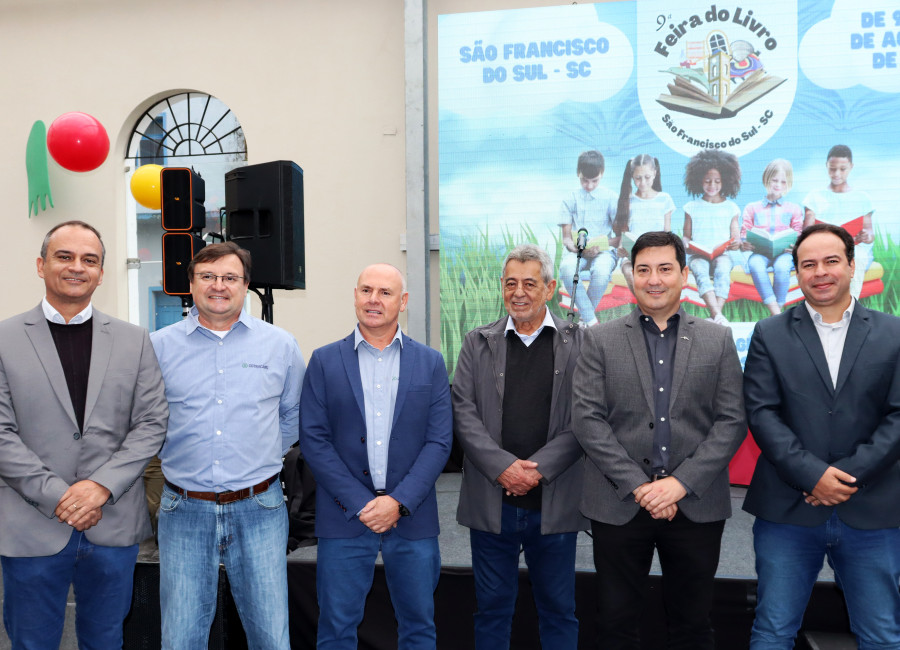 Na 9ª edição da Feira do Livro de São Francisco do Sul, o TESC assume seu papel como patrocinador.