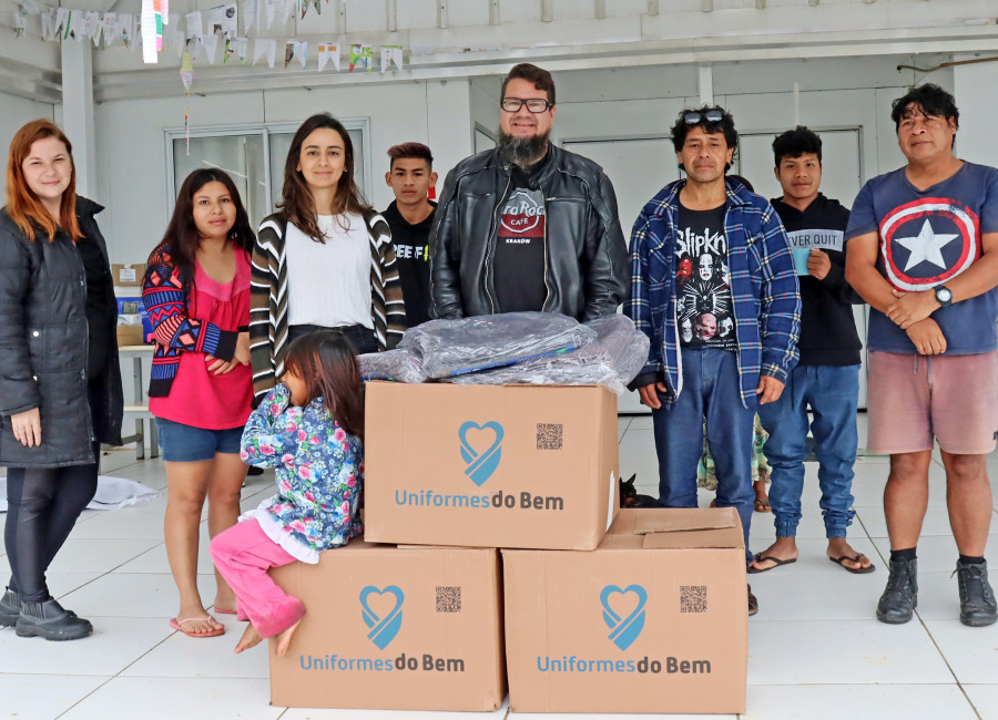 Iniciativa Sustentável: TESC e Uniformes do Bem Convertem Uniformes em Cobertores para Comunidades Carentes